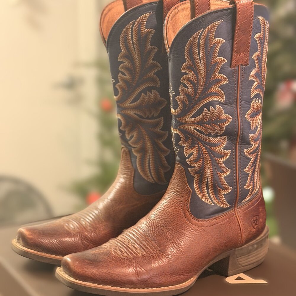 Ariat Hustler Cowboy Boots